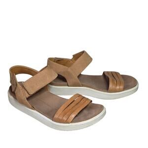 Ecco Flowt Flat Sandals Cahsmere Leather White Soles Womens Size 6